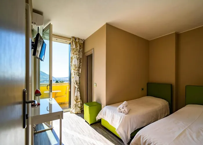 Montebello ベッド・アンド・ブレックファスト 3*